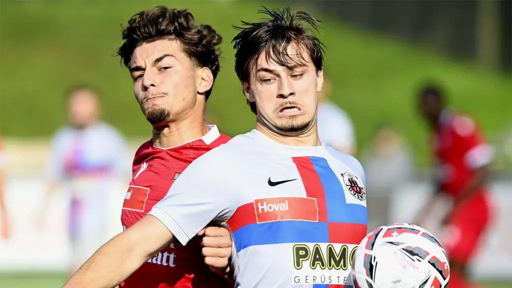 ¡Increíble! Un equipo ‘recicla’ la camiseta suplente del Barça 22/23
