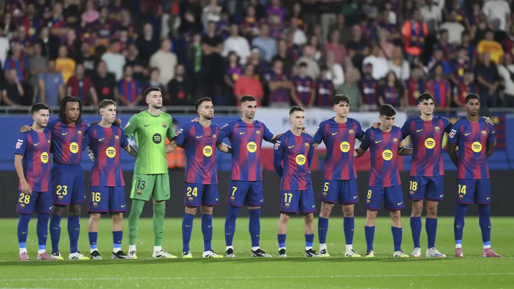 Hansi Flick mantiene dos dudas en la alineación del Newcastle-Barça