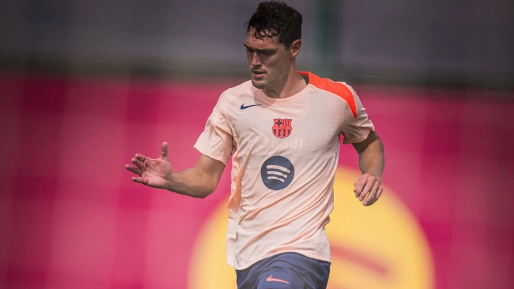 Andreas Christensen entrenando en la Ciutat Esportiva del Barça