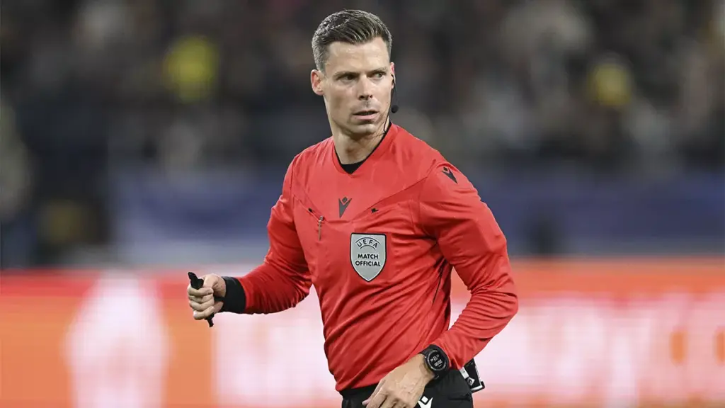 El Barcelona tendrá un árbitro inédito contra Olympiacos en Champions