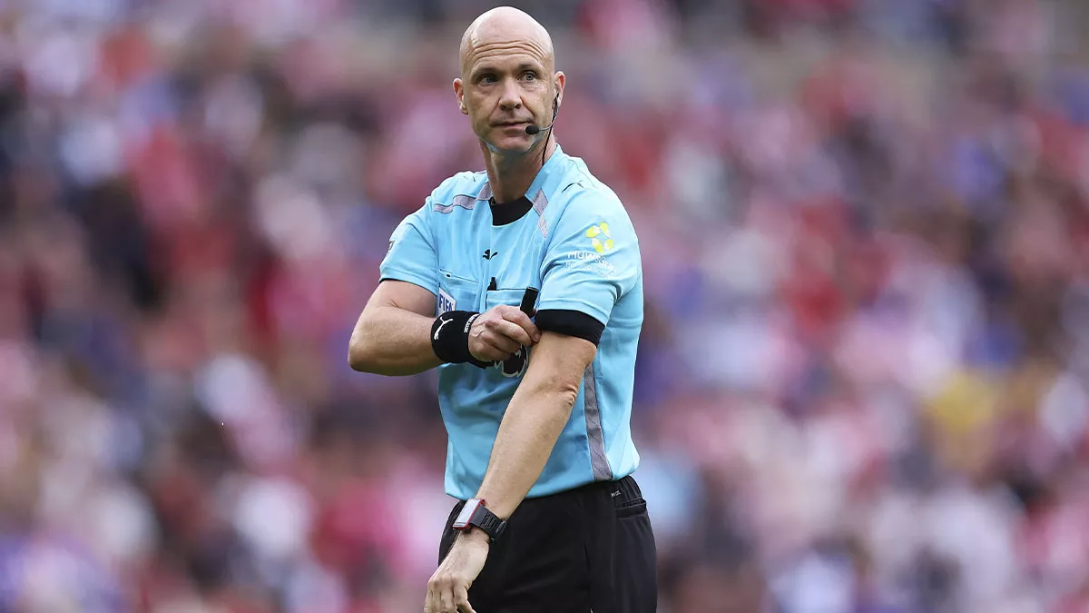La UEFA designa a Anthony Taylor como árbitro del Brujas-Barça
