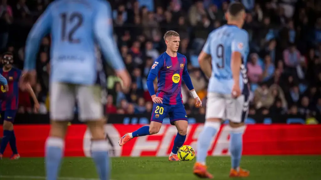 Dani Olmo volvió a la titularidad con un partido aceptable en Vigo