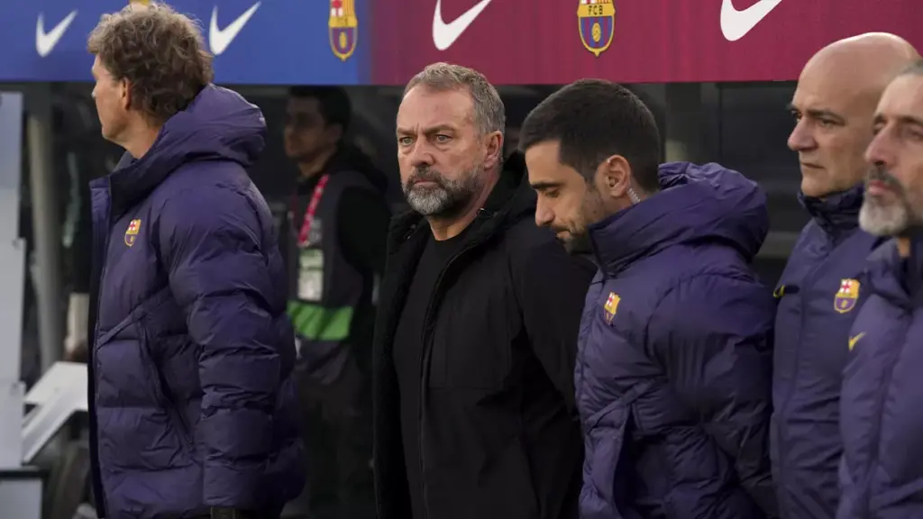 Hansi Flick descarta la lesión de Balde y asegura haber cumplido un sueño en Camp Nou