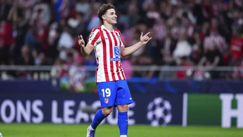 Julián Álvarez habla del Barcelona y su futuro en el Atlético: «Veremos qué pasa»