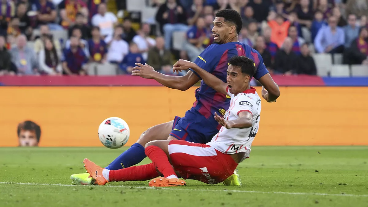 Ronald Araujo: el capitán vuelve al XI tras tres suplencias consecutivas