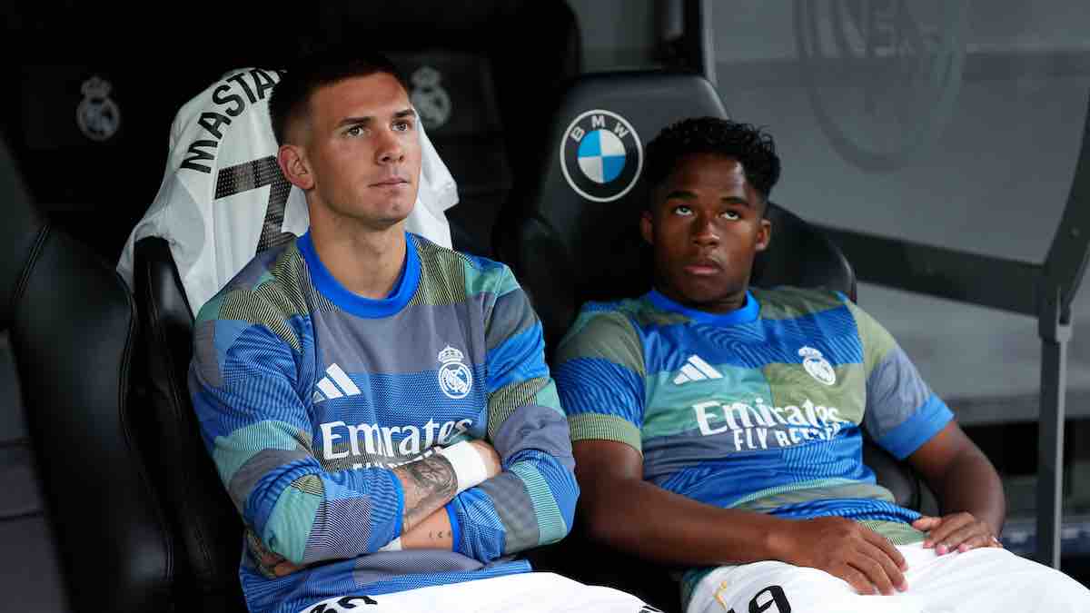Franco Mastantuono desaparece de los onces de Xabi Alonso