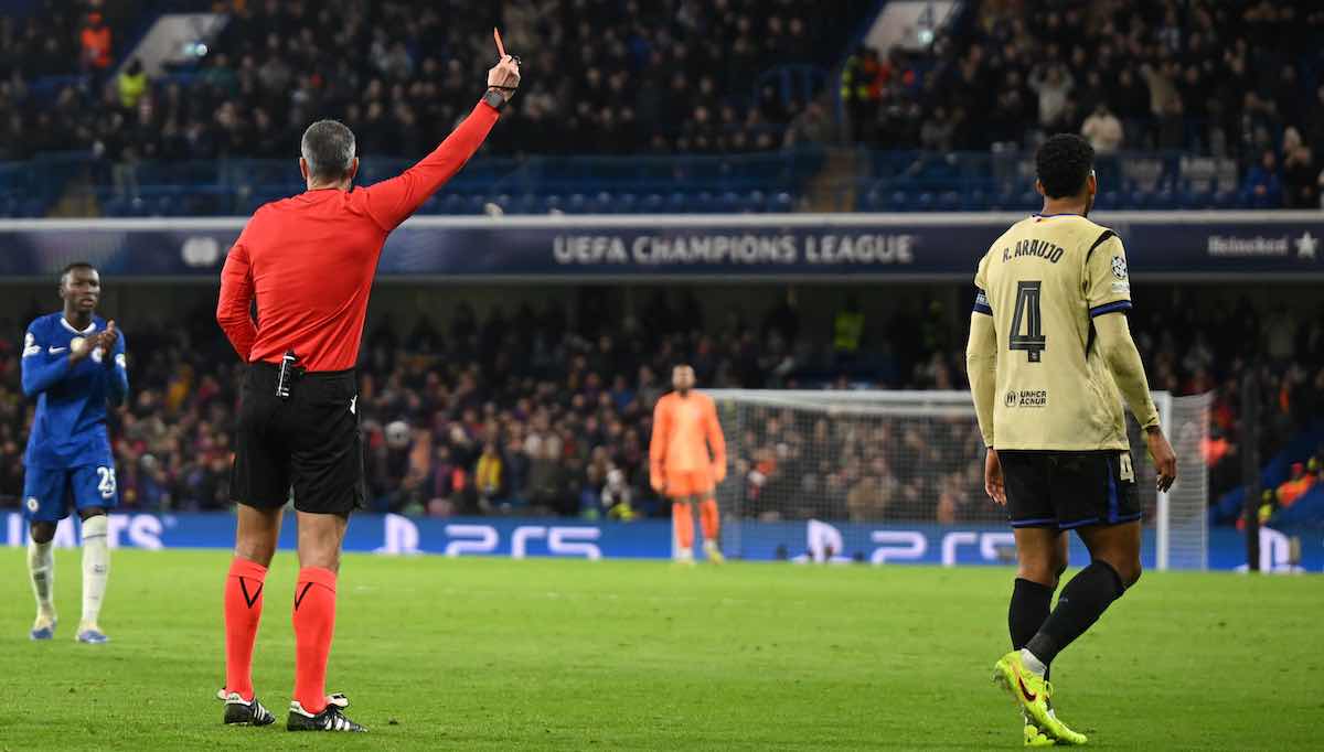 La verdad sobre la ausencia de Araujo: el central pide al Barça un parón indefinido