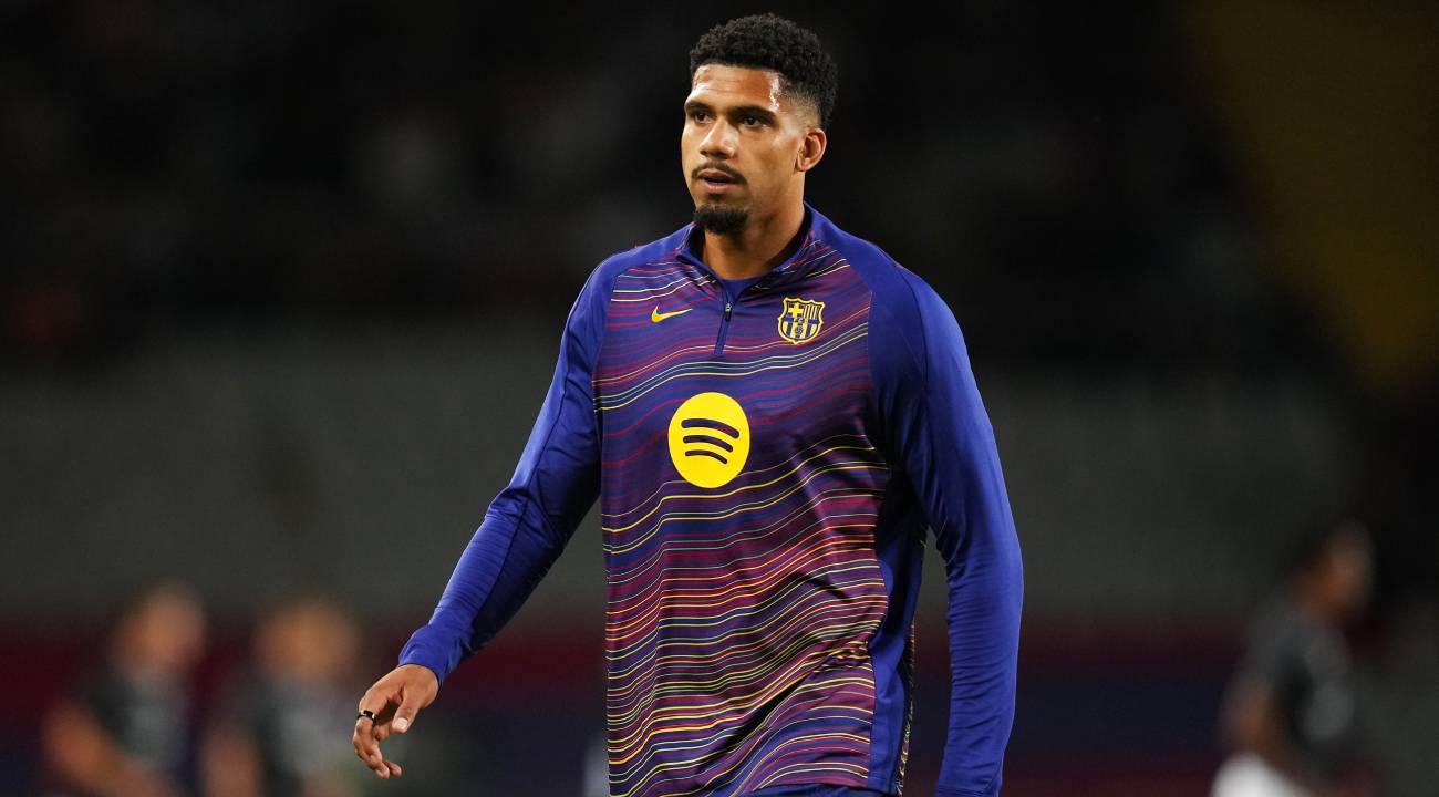 Ronald Araujo no estará disponible ante Espanyol y apunta a la Supercopa
