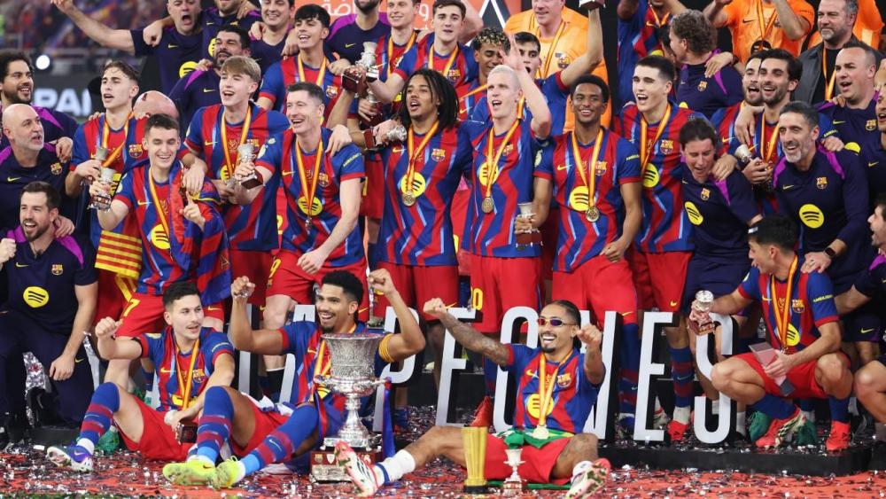 El Barça campeón de Supercopa: así describe la prensa española e internacional el título culé El Barça campeón de Supercopa: así describe la prensa española e internacional el título culé