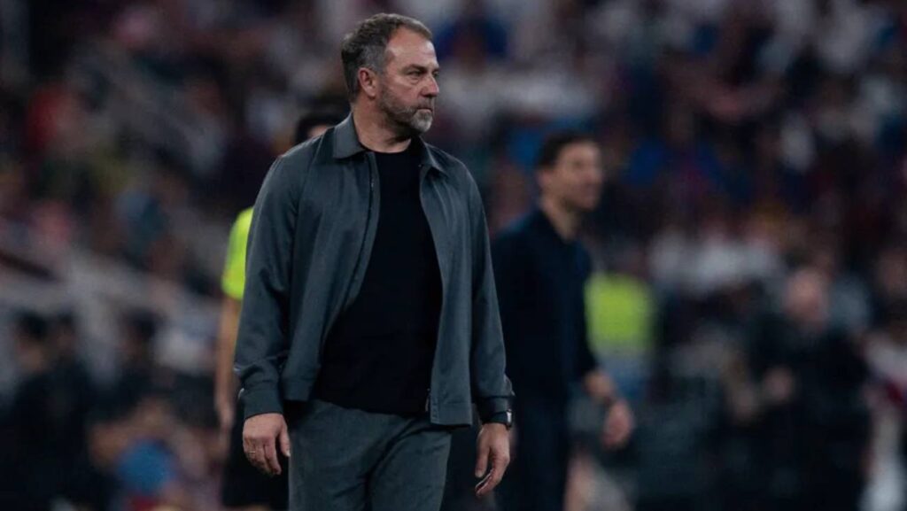 Hansi Flick: invicto en finales y cuarto entrenador con más clásicos ganados