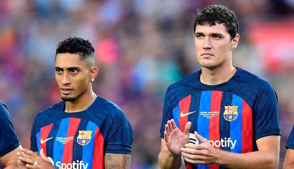 Raphinha y Christensen tienen cuentas pendientes con el United