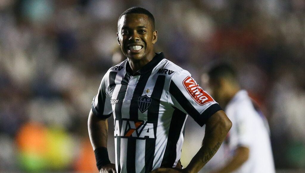 Robinho en un partido con el Santos en 2017
