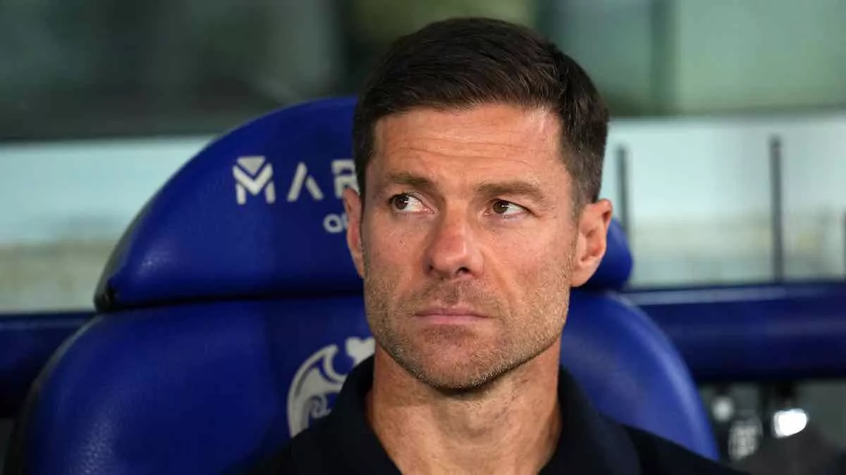 Xabi Alonso rinde homenaje a Busquets: «Un jugador generoso e inteligente»