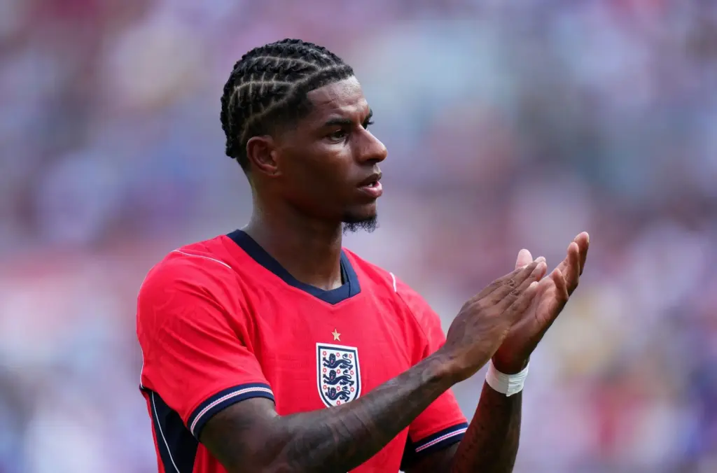 Flick descarta a Rashford: el Barça lo fía todo al fichaje de Anthony Gordon