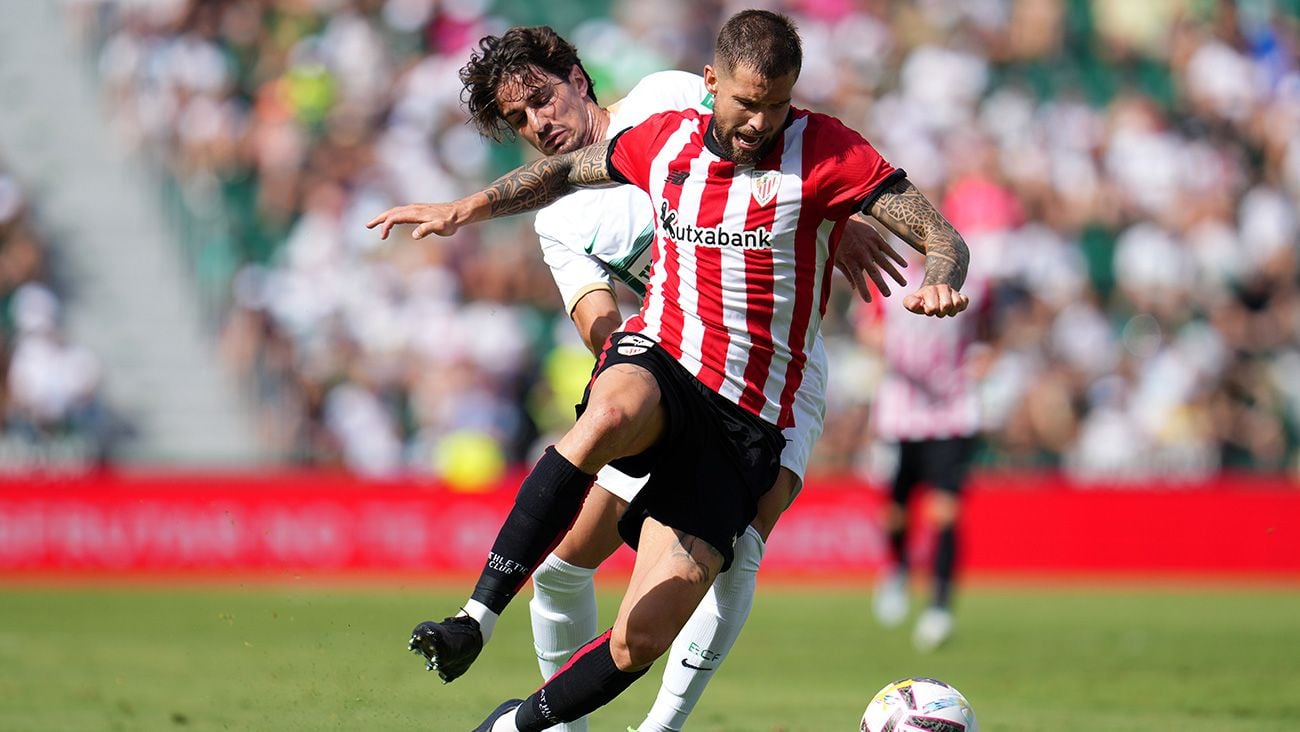 Iñigo Martínez, durante un partido con el Athletic