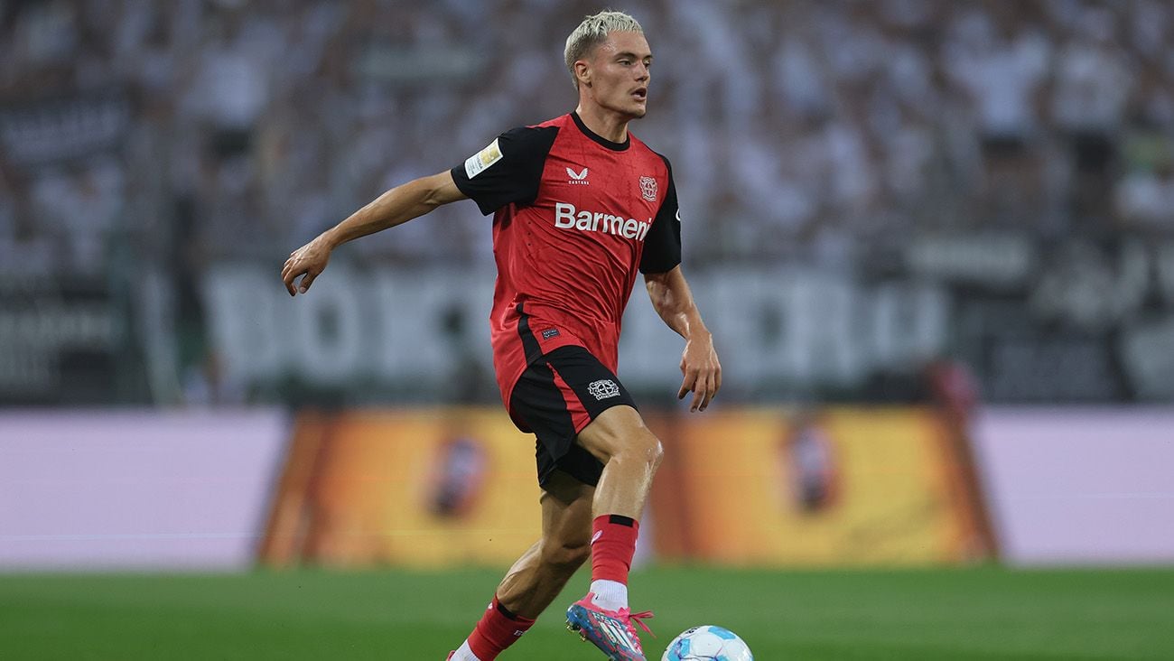 Florian Wirtz in a match with Bayer Leverkusen