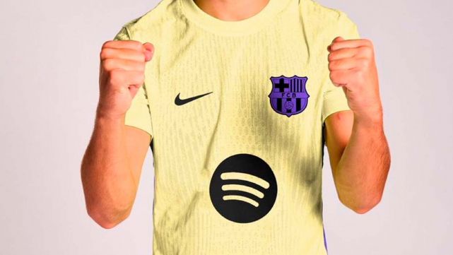Possible second kit for Barça for 2025/26. Photo: @memorabilia1899