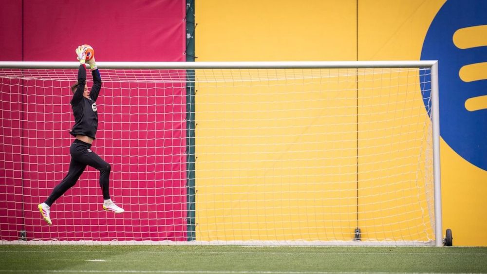 Si llega Joan Garcia, el Barça pondrá a Ter Stegen en el mercado