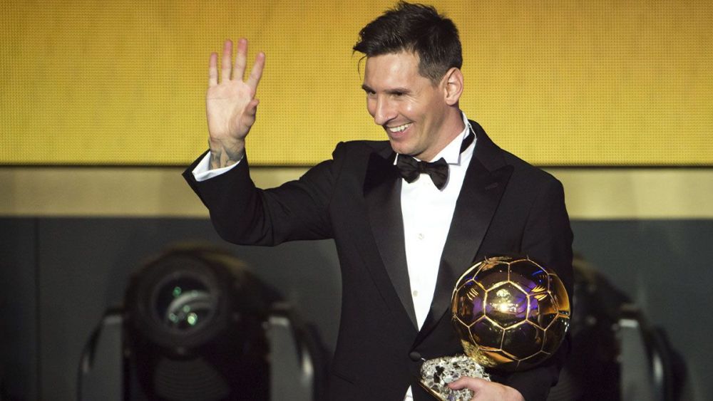 Leo Messi, después de recibir el Balón de Oro 2015