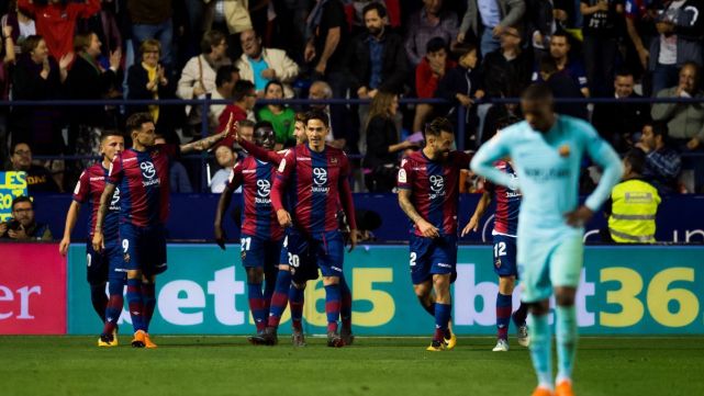Levante's celebration after breaking FC Barcelona's unbeaten streak in LaLiga Levante's celebration after breaking FC Barcelona's unbeaten streak in LaLiga