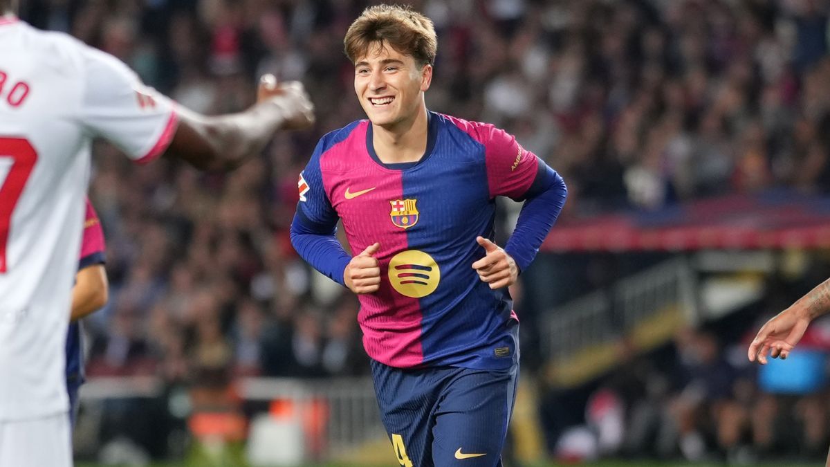 Pablo Torre en el duelo entre el FC Barcelona y el Sevilla en LaLiga EA Sports 2024 25