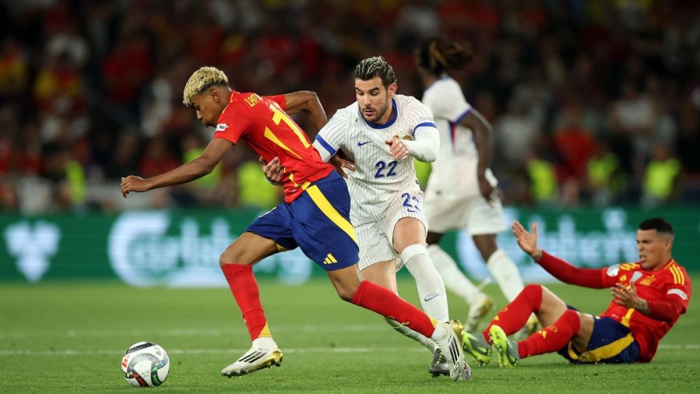 Lamine Yamal in a clash with Theo Hernández in the match between Spain and France in the UEFA Nations League 2025