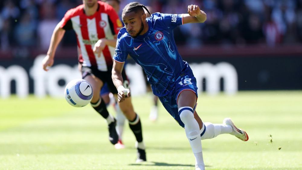 Christopher Nkunku in the match between Chelsea and Brentford in the Premier League
