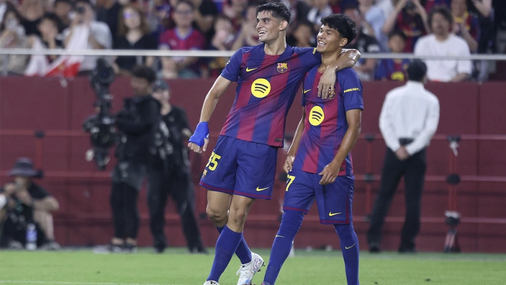 Hansi Flick closes the exit door to Gerard Martín: Success or mistake?