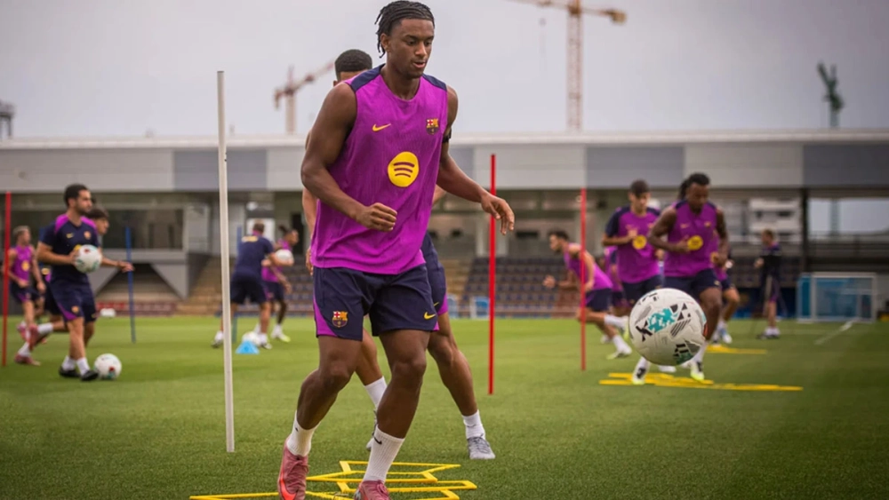 Good news: Alejandro Balde returns to training and aims for Barça-PSG