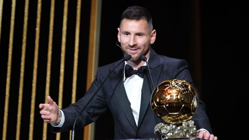 Leo Messi with his eighth Ballon d'Or