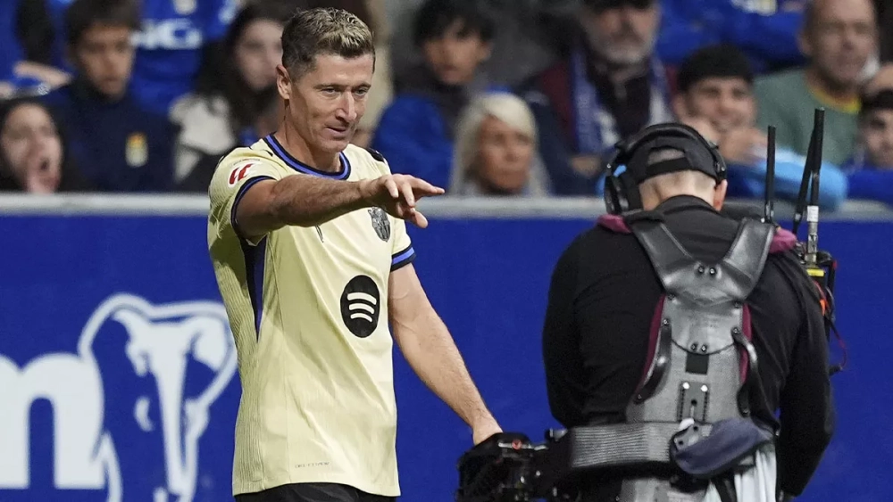 Robert Lewandowski scored Barça's second goal against Oviedo
