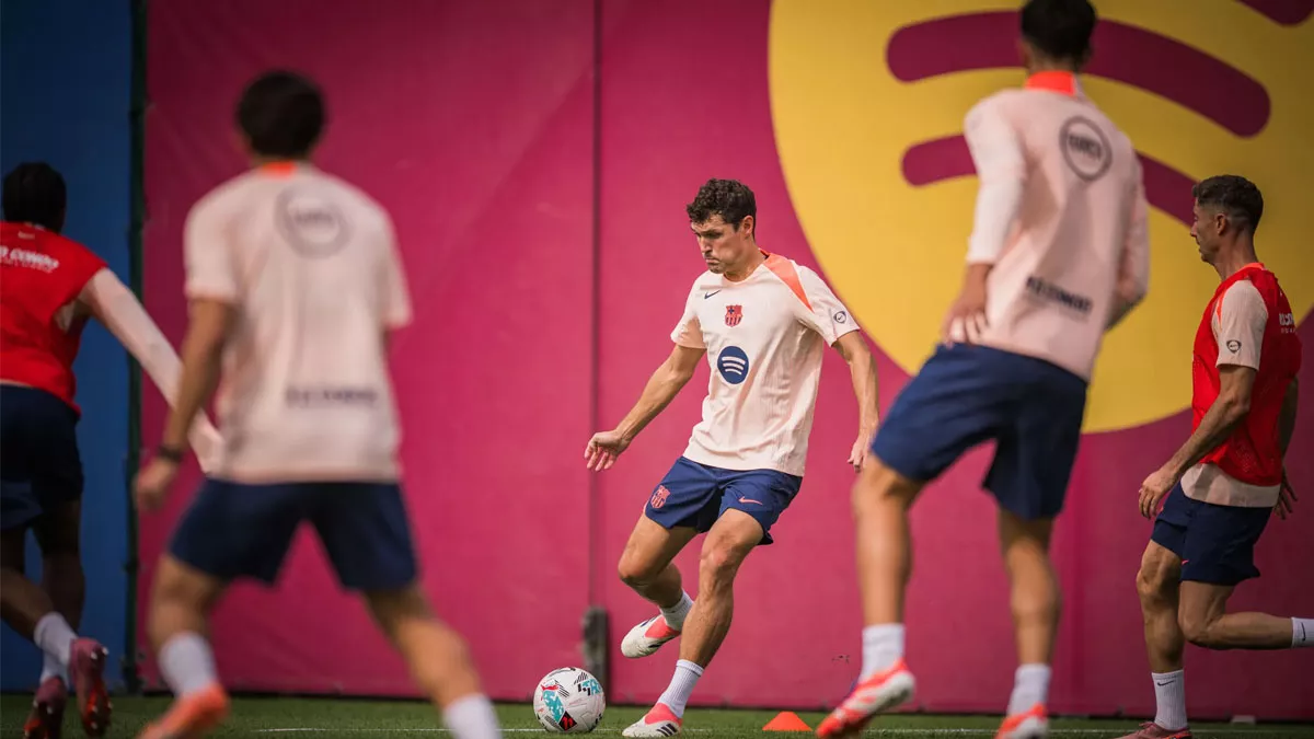 Andreas Christensen training at the Ciutat Esportiva
