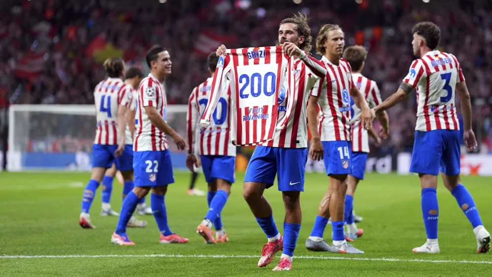 Antoine Griezmann celebrating his goal against Frankfurt (5-1)