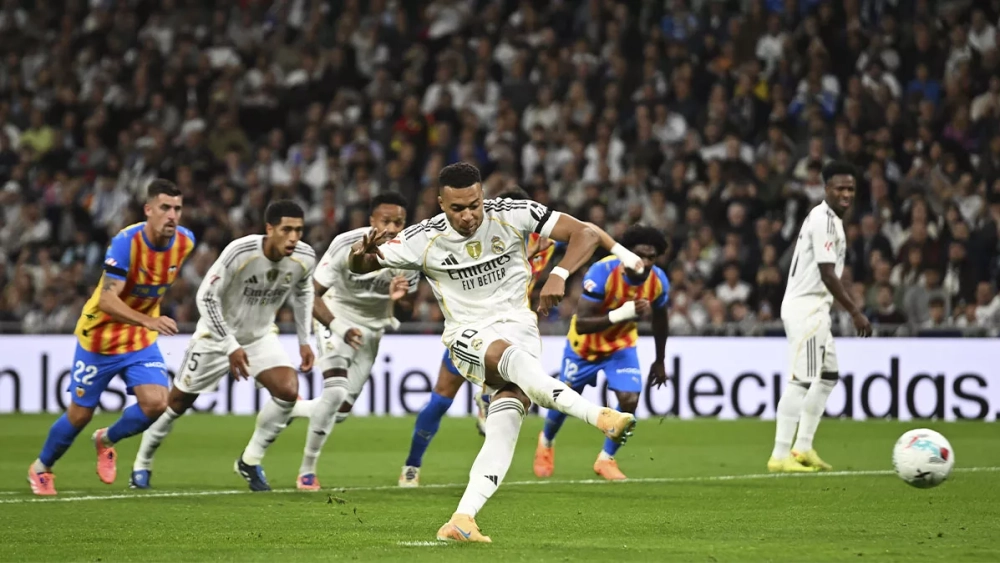 Kylian Mbappé scored the 1-0 against Valencia from a penalty