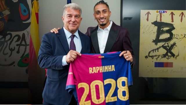 Raphinha renueva con el FC Barcelona hasta 2028 y refuerza su rol de líder en el proyecto de Flick